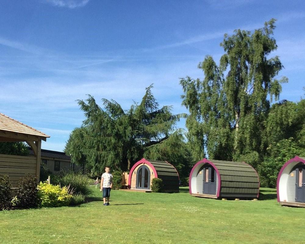 Belle Vista Glamping & Camping Йорк Екстериор снимка